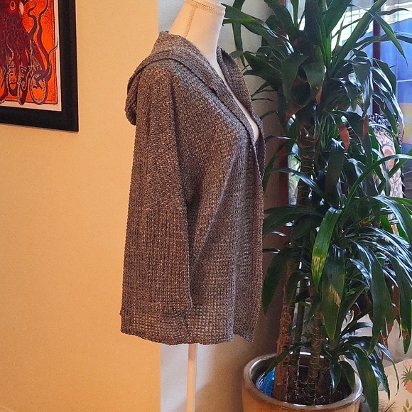 Tobi Blue Batwing Hooded Sweater - Picture 2 of 8